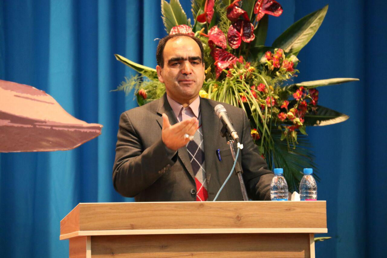 نخستین جشنواره کشوری نوآوری های علمی و پژوهشی دانشجومعلمان در یزد برگزار می شود 4