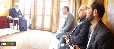 آیت الله العظمی مظاهری رئیس حوزه علمیه اصفهان:

در نظام ، برای دانشگاه فرهنگیان باید بسیار تلاش کنیم... آقایان رجایی و باهنر خیلی به فکر تربیت معلم بودند.