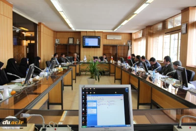 با حضور مدیر کل حوزه ریاست در سازمان مرکزی دانشگاه فرهنگیان برگزار شد:

کارگاه برنامه ریزی ویژه مسؤولان و معاونان آموزشی پردیس ها و مراکز آموزش عالی