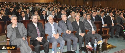 معاون فرهنگی دانشگاه فرهنگیان، در آیین افتتاحیه پردیس شهید بهشتی مشهد:

در نظام تعلیم و تربیت، معلم،کانون و محور است