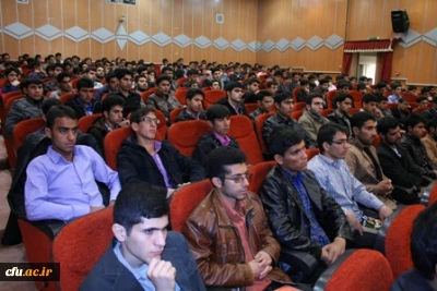 شریعت نژاد معاون سیاسی امنیتی لرستان در مراسم افتتاحیه پردیس علامه طباطبایی:
دانشگاه فرهنگیان 33 سال سابقه درخشان مراکز تربیت معلم را پشت سر دارد و این پیشینه ی ارزشمندی است