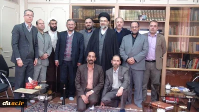 امام جمعه شهرری، در دیدار با اعضای شورای فرهنگی پردیس شهید مفتح شهرری:

همان توقعی که از عالم دینی داریم، از معلم نیز داریم.