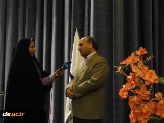 دکتر نجفی، قائم مقام و مشاور عالی دانشگاه، در آیین افتتاحیه پردیس شهید رجایی قزوین:

تاسیس دانشگاه فرهنگیان، محصول نگاه حرفه ای به آموزش و پرورش است.