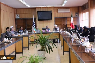 جواهری در اولین جلسه ی شورای فرهنگی تهران:

ارتقای سطح شوراهای تخصصی، فرهنگی، اجتماعی دانشگاه ها به سطوح سیاستگذاری، برنامه ریزی و راهبردی فعالیت های فرهنگی، اجتماعی