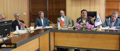 دکتر محبی نیا:

تربیت باید سرلوحه کار شما باشد