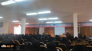 سرپرست پردیس شهید بنت الهدی صدر گیلان در همایش علمی "معلم توانمند" این پردیس:

معلم، مسؤولیت خطیر تربیت و آموزش انسان هایی را بر عهده دارد که خداوند در قرآن کریم از آنها به عنوان خلیفه الله یاد می نماید.