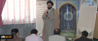 حجت الاسلام و المسلمین دادگر:

امام حسین(ع)، مصداق حماسه رهبری و حضرت عباس(ع)، مصداق حماسه پیروی از رهبری