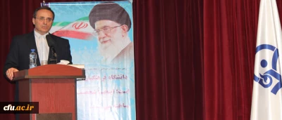 دکتر مهرمحمدی، سرپرست دانشگاه فرهنگیان، در مراسم آغاز سال تحصیلی دانشگاه فرهنگیان:

وزارت علوم، تحقیقات و فناوری، دانشگاه فرهنگیان را نه به عنوان یک دانشگاه دست دوم، که به عنوان یک مولود دردانه مورد حمایت قرار دهد.