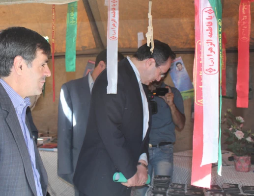 بازدیددکتر مهر محمدی از نمایشگاه دفاع مقدس