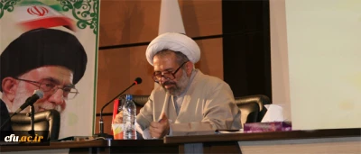 حجت الاسلام و المسلمین دکتر صادق زاده، سرپرست معاونت فرهنگی دانشگاه فرهنگیان:

در دانشگاه فرهنگیان تمامی اساتید، مدرسان، کارکنان و دانشجو معلمان باید نقش تربیتی ایفا کنند.