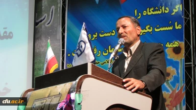 با هدف افزایش آگاهی و جذب دانش آموزان نخبه و علاقمند به حرفه معلمی:

همایش معرفی دانشگاه فرهنگیان در پردیس شهید باهنر مرکزی برگزار شد