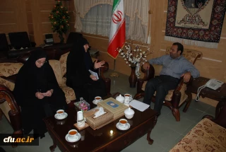 دکتر خادمی، استاندار کهگیلویه و بویراحمد در دیدار با سرپرست پردیس کوثر تأکید کرد:

حمایت مادی و معنوی همه مسؤولان و مدیران استانی، از پردیس های دانشگاه فرهنگیان