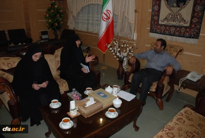 دکتر خادمی، استاندار کهگیلویه و بویراحمد در دیدار با سرپرست پردیس کوثر تأکید کرد:

حمایت مادی و معنوی همه مسؤولان و مدیران استانی، از پردیس های دانشگاه فرهنگیان