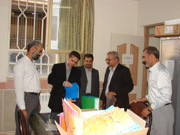 بازدید دکتر مایلی