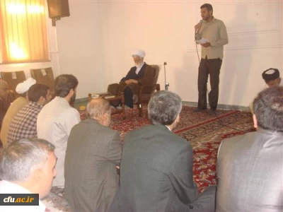 به مناسبت هفته بسیج برگزار شد:

دیدار مسؤولان و دانشجو معلمان پردیس شهید بهشتی با امام جمعه بندر عباس