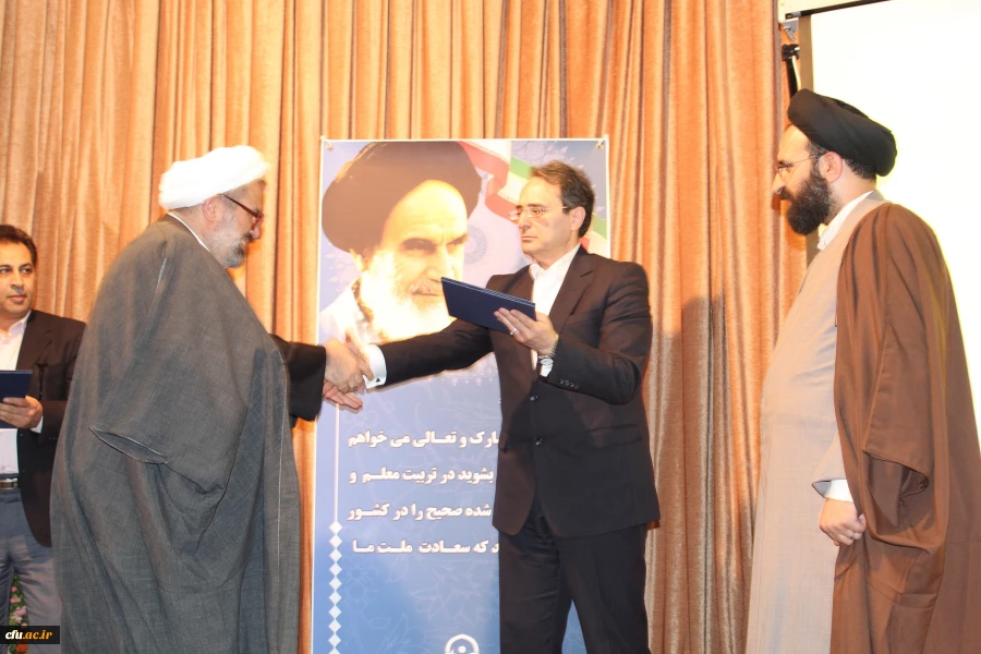 دکتر صادق زاده