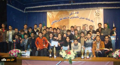 طرح و ارائه ی برنامه های نمایندگان شورای صنفی رفاهی پردیس شهید بهشتی مشهد: 

در مراسم گرامی داشت 16 آذر، روز دانشجو