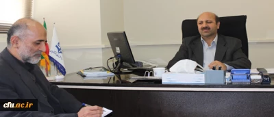 دکتر موسی پور، سرپرست معاونت پژوهش و فناوری دانشگاه فرهنگیان؛ در گفتگو به مناسبت هفته پژوهش و فناوری 1392:

پژوهش های خرد، کلان و فراکلان، در خدمت هدف اصلی دانشگاه؛ یعنی ایجاد فرصت ها و زمینه ها برای ساخته شدن شخصیت معلمین آینده است