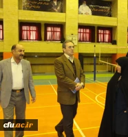 دکتر مهر محمدی، سرپرست دانشگاه فرهنگیان در شورای مدرسان پردیس نسیبه تهران:

فعالیت های دانشگاه، باید فرهنگی تربیتی باشد که شخصیت معلم را بسازد و تأثیر گزاری در سطح هویتی مورد انتظار است 13