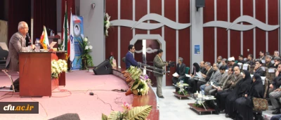 دکتر کیامنش، استاد روش های تحقیق و ارزشیابی، بر لزوم تدوین شاخص های سنجش صلاحیت های حرفه ای معلم ها تأکید کرد:

معلم زمانی موفق است که با پژوهش همراه باشد