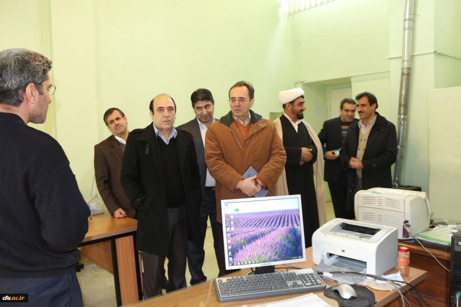 بازدید از قسمت های مختلف مرکز