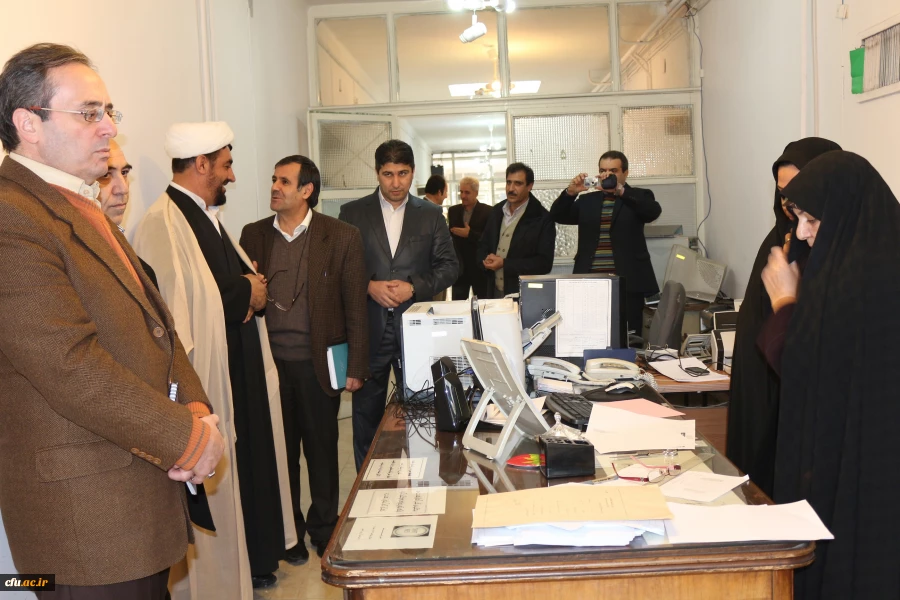 بازدید از قسمت های مختلف مرکز