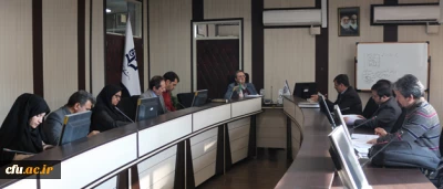 دکتر مهر محمدی، در هفتمین جلسه کارگروه سواد فاوای دانشجو معلمان:

دانشگاه فرهنگیان در نظر دارد، سواد دیجیتال را نه تنها برای تمام دانشجو معلمان فعلی دانشگاه، بلکه برای جامعه معلمان کشور توسعه و ارتقاء دهد.