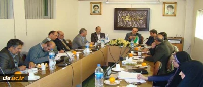 دکتر مهر محمدی، در جلسه هیأت امنای دانشگاه فرهنگیان خراسان رضوی، تأکید کرد:

جذب نیروی انسانی متخصص، توانمند و متعهد در دانشگاه با هماهنگی وزارت آموزش و پرورش