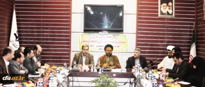 حجت الاسلام و المسلمین دادگر، در اولین همایش علمی،کاربردی مسؤولان حراست پردیس های دانشگاه فرهنگیان:

با درک دلسوزانه و واقع بینانه نسبت به مسایل کشور و دانشگاه فرهنگیان و ایجاد امید و نشاط در بین آحاد مردم در حمایت از دولت نظام اسلامی و تغییرات در دولت و دانشگاه منصف باشیم