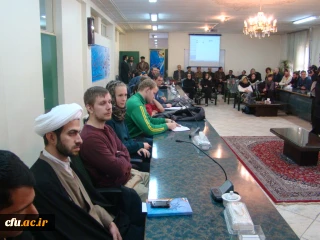 به منظور تبادل علمی بین دانشگاه فرهنگیان و مراکز دانشگاهی دانمارک:

جمعی از دانشجویان رشته تاریخ ادیان دانشگاه های دانمارک از پردیس شهید باهنر اصفهان بازدید کردند