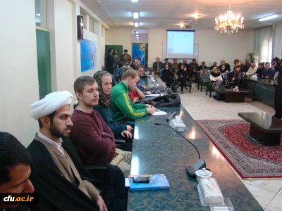 به منظور تبادل علمی بین دانشگاه فرهنگیان و مراکز دانشگاهی دانمارک:

جمعی از دانشجویان رشته تاریخ ادیان دانشگاه های دانمارک از پردیس شهید باهنر اصفهان بازدید کردند