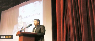 دکتر حسینی، معاون دانشجویی دانشگاه فرهنگیان، در آیین استقبال از دانشجو معلمان پردیس نسیبه:

تاریخ نشان داده که معلمان خوب، انسان های بزرگ تربیت کرده اند