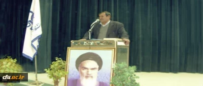 دکتر ساکی، در آیین استقبال از دانشجو معلمان جدید پردیس های بوشهر:

زیر بنای حرفه ی معلمی بینش تربیتی است