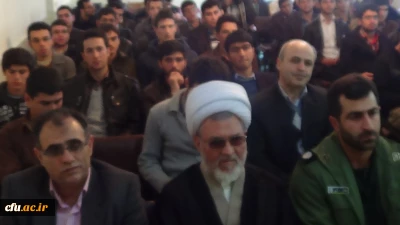 امام جمعه نیر در مراسم استقبال از دانشجو معلمان جدید مرکزآموزش عالی آزادگان:

قدر این موهبت الهی را بدانید و نسبت به تهذیب و تزکیه خود و نیز کسب علم و دانش اهتمام ورزید.