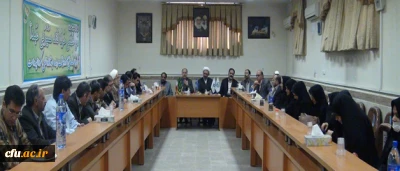 حجت الاسلام و المسلمین دکتر صادق زاده، در آیین تکریم و معارفه دکتر صالحی و دکتر بیغمی، سرپرستان سابق و جدید پردیس شهید مفتح شهرری:

حمایت رهبر معظم انقلاب اسلامی(مدظله العالی) و دیگر مسؤولان کشوری، نسبت به دانشگاه فرهنگیان، سرمایه ای عظیم است.