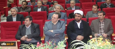 در نشست تخصصی مدیران گروه های علوم تربیتی دانشگاه فرهنگیان، در پردیس شهید چمران تهران، انجام شد:

تبیین برنامه مکمل و بررسی برنامه جدید کارشناسی پیوسته رشته آموزش و پرورش ابتدایی