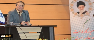 دکتر مهر محمدی، در جمع مدیران گروه های علوم تربیتی پردیس ها و مراکز آموزش عالی دانشگاه فرهنگیان، ضمن تأکید بر اهمیت دوره های کارورزی برای دانشجو معلمان:

روح تربیت معلم، کارورزی است