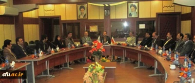 دکتر حسینی، در مراسم تکریم و معارفه ی صفی خانی و دکتر صالحی، سرپرستان سابق و جدید پردیس حکیم فردوسی البرز:
لزوم آشنایی مدرسان و کارکنان پردیس ها با شیوه ها، روش های جدید و به روز جهانی در امر تربیت معلم