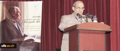 دکتر تاجیک اسمعیلی در آیین اختتامیه دومین کنگره ملی روانشناسی اجتماعی در پردیس نسیبه، ضمن اعلام تشکیل قریب الوقوع کمیسیون روانشناسی اجتماعی تعلیم و تربیت در معاونت فرهنگی دانشگاه فرهنگیان:

دانشجو معلمان، باید ضمن ایفای نقش خود در جامعه پیچیده امروز، در مناسبات اجتماعی نیز، مؤثر و نقش آفرین باشند.