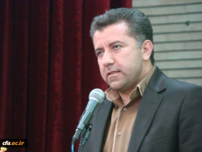 دکتر حسینی، معاون دانشجویی دانشگاه فرهنگیان در مراسم تودیع و تکریم سرپرستان جدید و سابق پردیس شهید باهنر اصفهان:

در دانشگاه فرهنگیان قرار است معلم تربیت شود، معلمی که خود، نقش انسان سازی دارد.