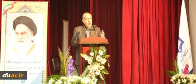 وزیر آموزش و پرورش در مراسم دومین سالگرد تأسیس دانشگاه فرهنگیان، در پردیس نسیبه ی تهران:

آموزش و پرورش وظیفه خود می داند که تمام قد از دانشگاه فرهنگیان حمایت کند