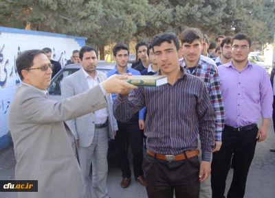 اعزام جمعی از دانشجومعلمان پردیس علامه امینی(ره) آذربایجان شرقی:

به مناطق عملیاتی جنوب