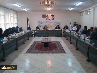 به میزبانی پردیس شهید باهنر اصفهان:

اولین جلسه ی شورای منطقه هفت کشوری برگزار شد