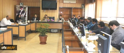 در سازمان مرکزی دانشگاه فرهنگیان برگزار شد:

نشست استادان مسؤول انتخاب و خرید کتاب برای کتابخانه های پردیس ها و مراکز سراسر کشور از نمایشگاه بین المللی کتاب