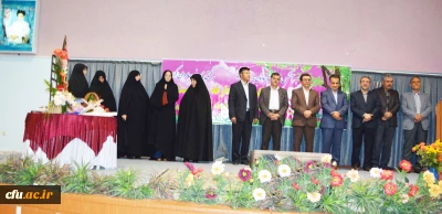 دکتر ساکی در آیین معارفه ی سرپرست جدید پردیس حضرت فاطمه زهرا (س) اصفهان:

تربیت معلم و تربیت جامعه، مهم ترین رسالت دانشگاه فرهنگیان