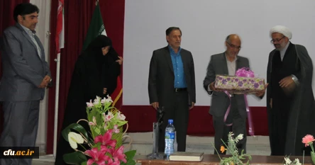 آیین تکریم و معارفه ی سرپرست سابق و جدید پردیس شهید رجایی کرمانشاه