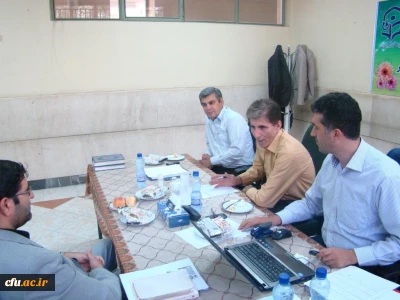 با هدف انتخاب مشاوران آگاه و کارآمد، برگزار شد:

مصاحبه ی تخصصی متقاضیان مشاوران دانشجویی پردیس های منطقه 7 کشور در پردیس شهید باهنر اصفهان