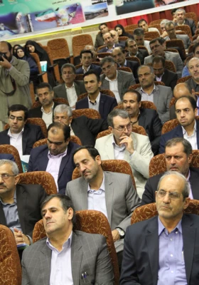 حجت الاسلام و المسلمین دادگر، در نهمین اجلاس سرپرستان پردیس ها و مراکز:

برنامه های در دست اجرای نهاد نمایندگی مقام معظم رهبری(مدظله العالی) در دانشگاه فرهنگیان 2