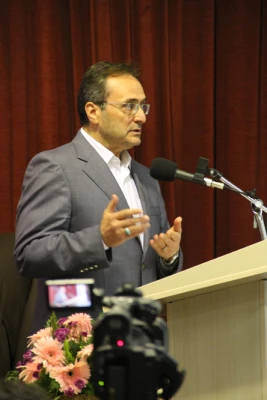 در نهمین اجلاس سراسری سرپرستان پردیس ها و مراکز آموزش عالی دانشگاه فرهنگیان صورت گرفت:

امضای تفاهم نامه همکاری میان دانشگاه و سازمان «سمت» 2