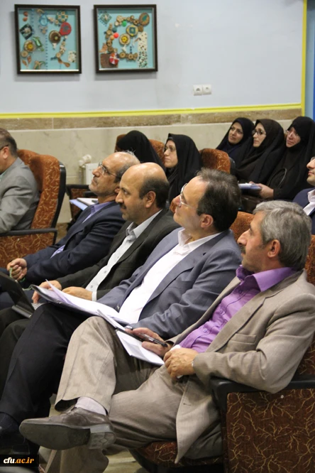 معاون آموزش و تحصیلات تکمیلی دانشگاه فرهنگیان:

برخورداری از آموزش باکیفیت، حق طبیعی دانشجوست 3